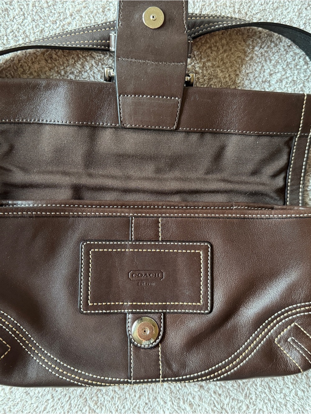 Vintage Coach Soho Buckle Flap Leather Shoulder Bag Chocolate Brown Y2K - Picture 10 of 12